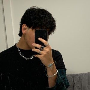 Meet your Posher, Loïc